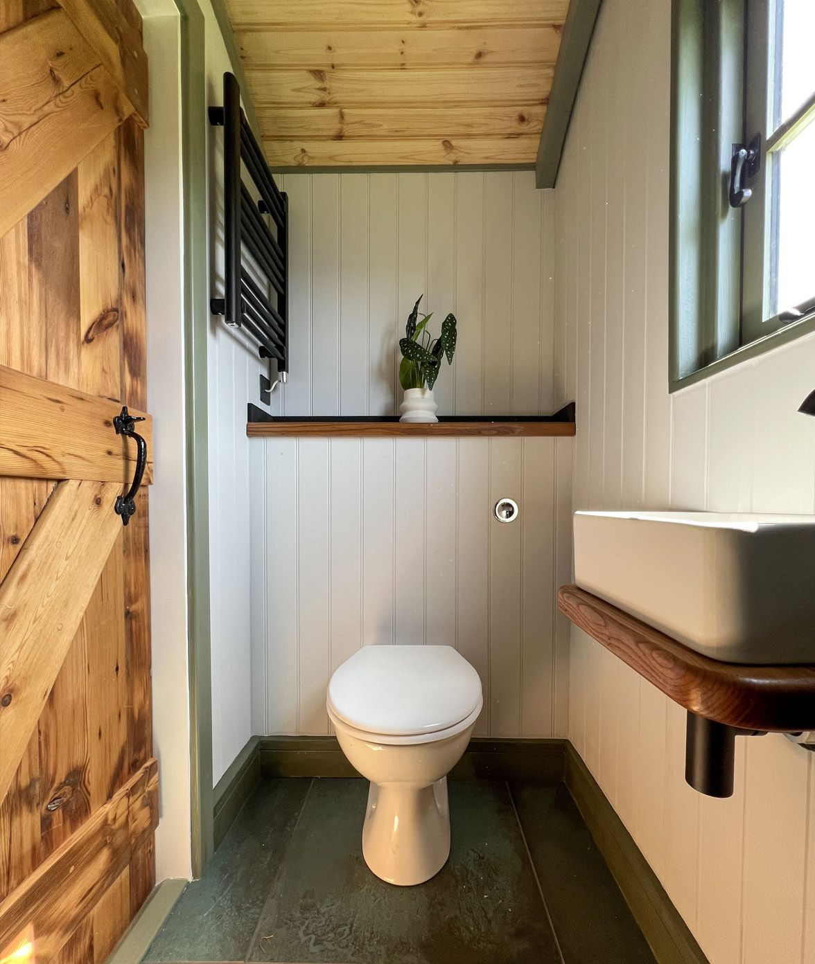 Image About lux huts